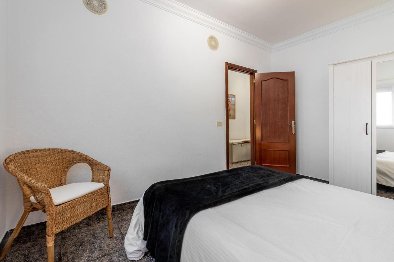 Flatguest Cicer - 3Bdr + Balcony + Beach Las Palmas de Gran Canaria Kültér fotó